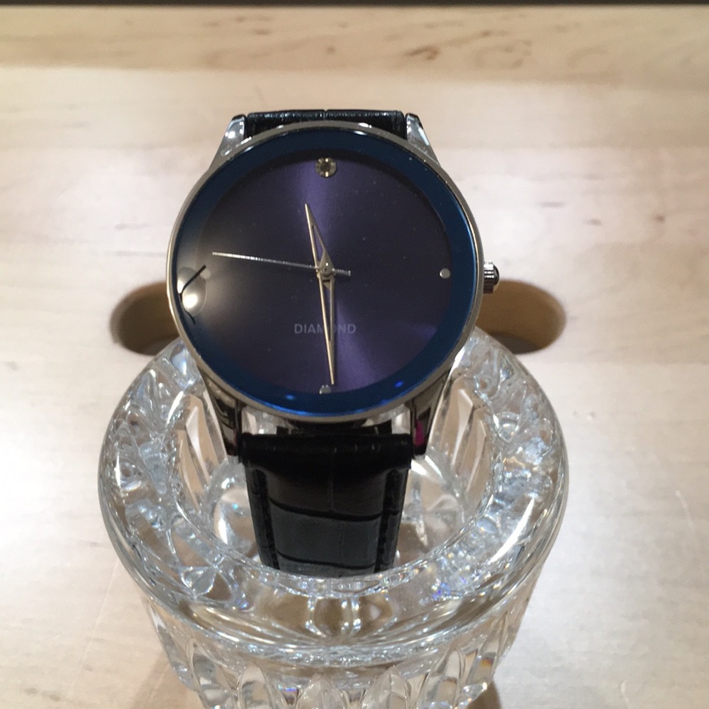 🌌🍂👩🏻💼Diamond Blue Face & Crystals Watch - Picture 1 of 2